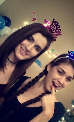 birthday party on cam with MFC Kate Snow & Bella Fawn