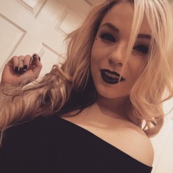 FetishPixie from MyFreeCams